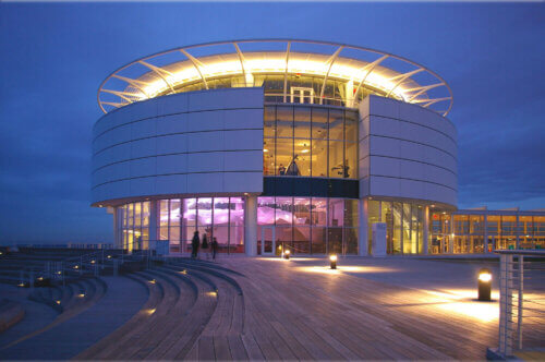 Discovery World at Pier Wisconsin exterior 1