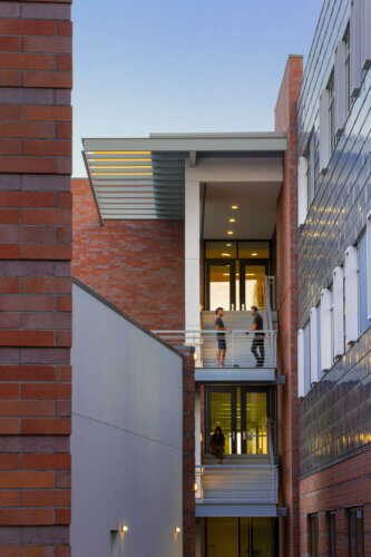 East Los Angeles College, Math & Science Complex exterior 4