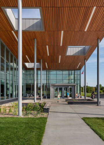 Hennepin County Library - Brooklyn Park exterior 2