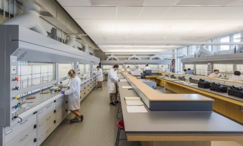 University of Rhode Island Center for Chemical and Forensic Sciences Interior Lab 2
