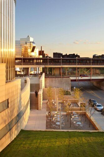 University of Minnesota, Bruininks Hall
