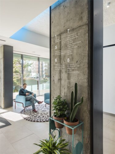 Hult International Business School - Hult Boston lobby