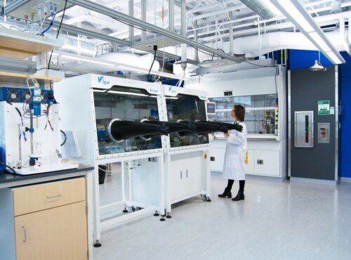 Northeastern University Research and Unit Operations Labs interior 1