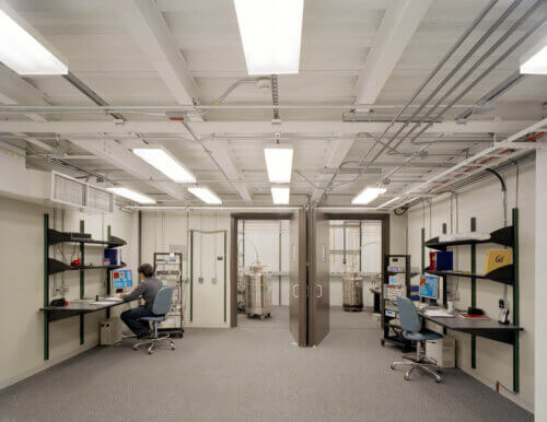 Princeton University - Nanoscale Microscopy Laboratory interior 5