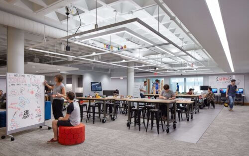 Macalester College DeWitt Wallace Library - Interior