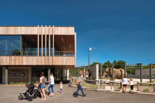 Milwaukee County Zoo, African Elephant Exhibit (3)