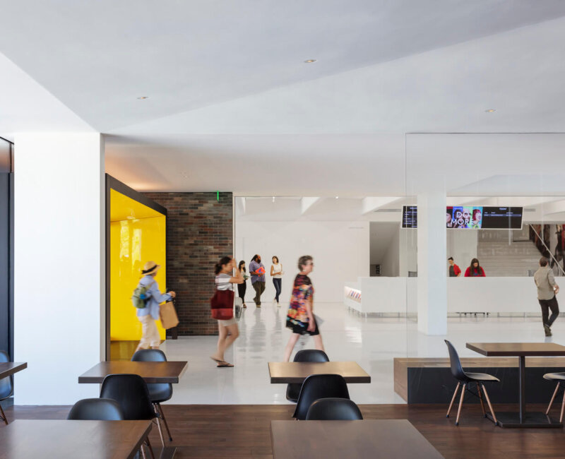 demo image for Improving Visitor Experience at a Renowned Contemporary Art Center 