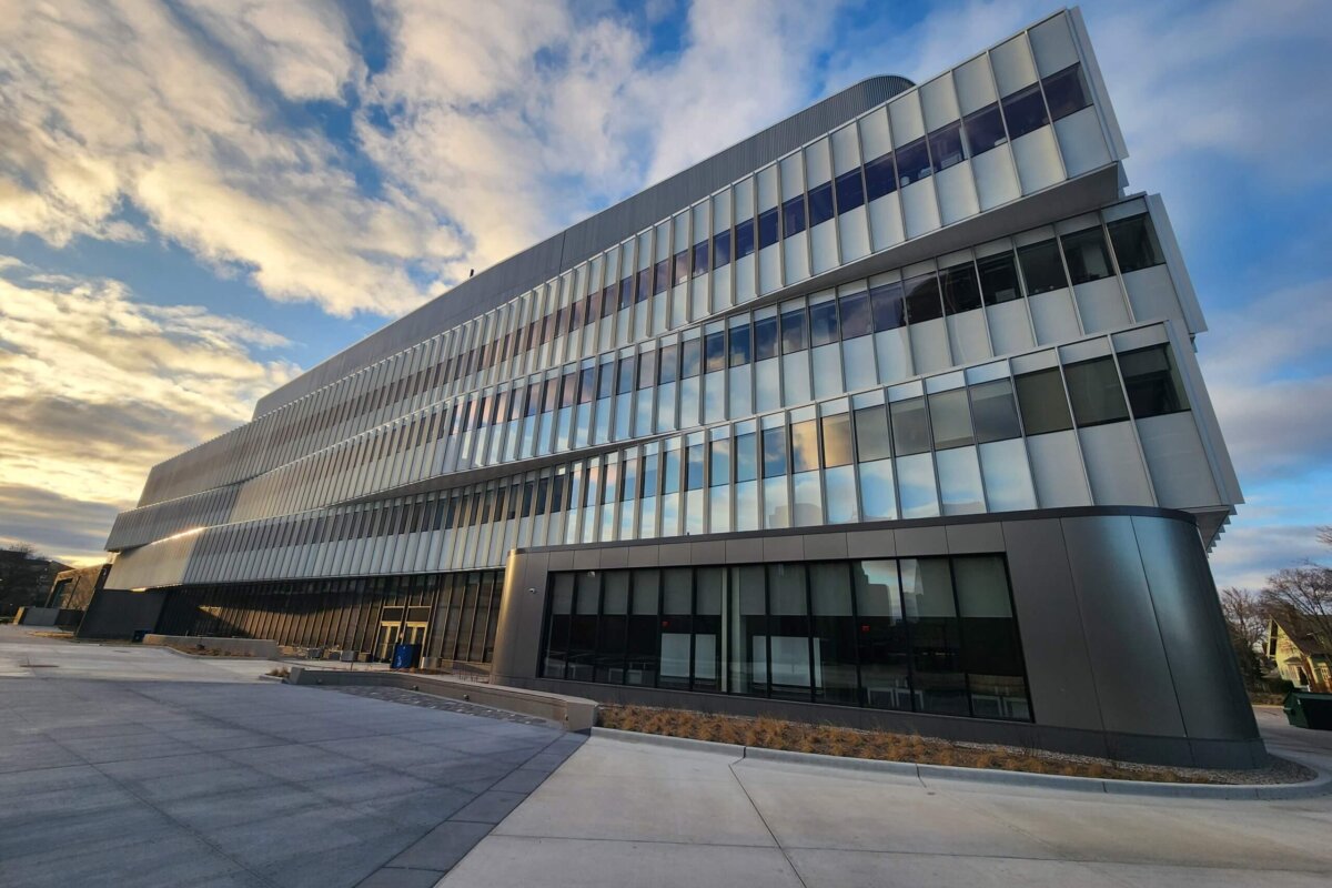 University of Wisconsin-Milwaukee – Chemistry Building Commissioning