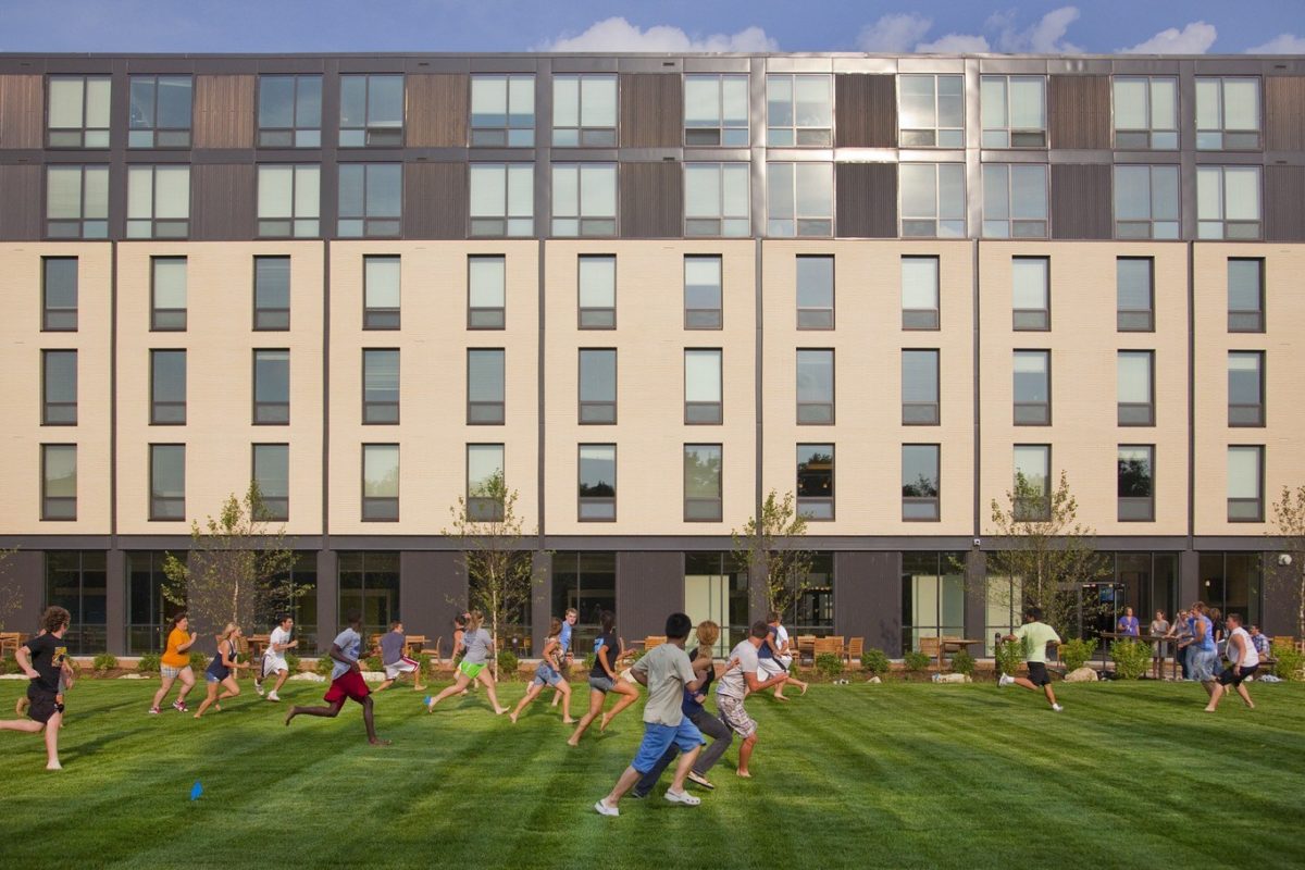 University of Wisconsin-Milwaukee – Cambridge Commons