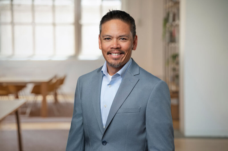 Lloyd Ranola headshot